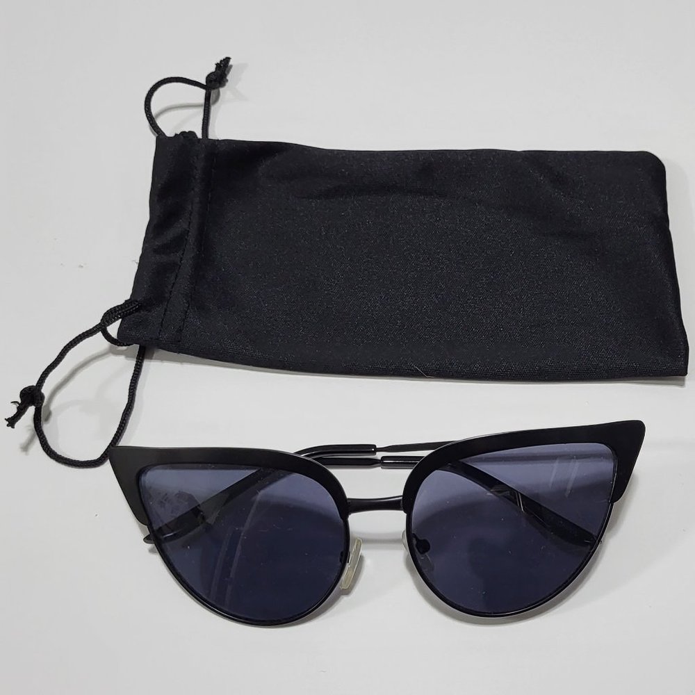 Black Cat-Eye Sunglasses